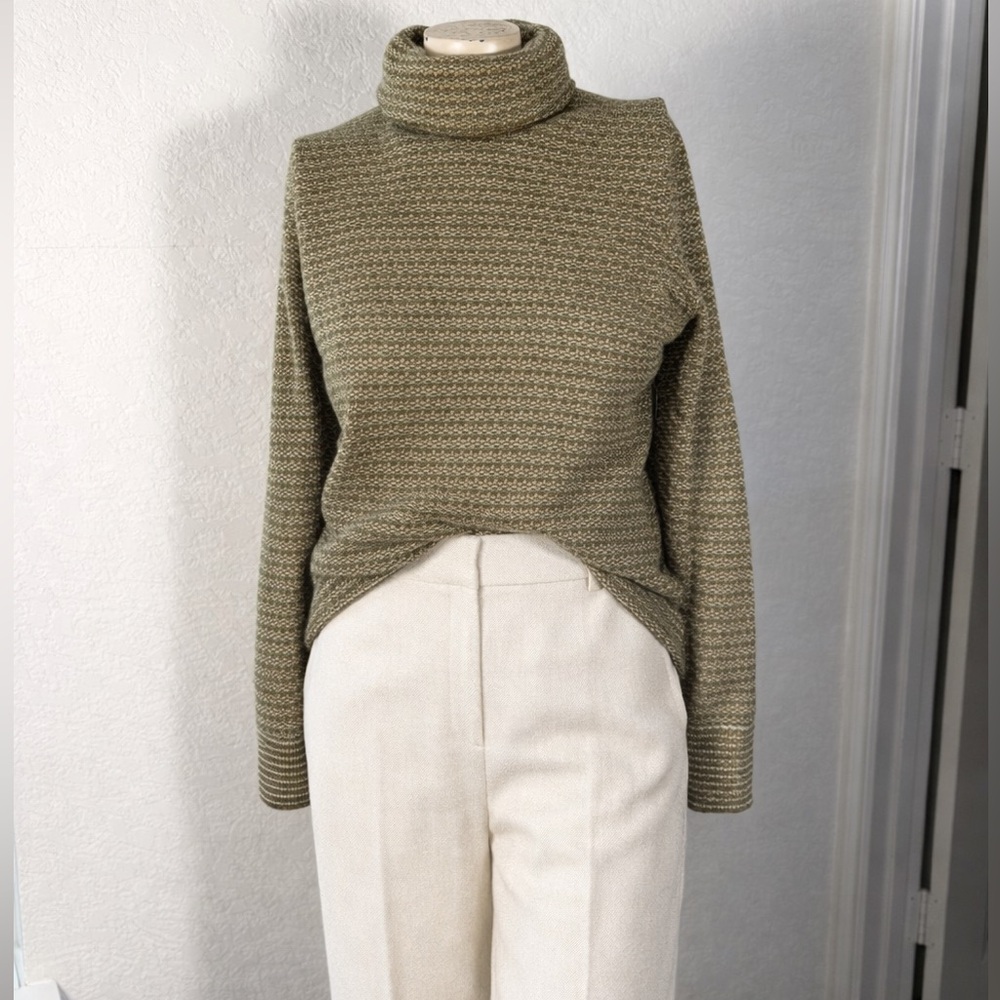 Jaeger Vintage Lambswool Turtleneck Sweater Green Small EUC